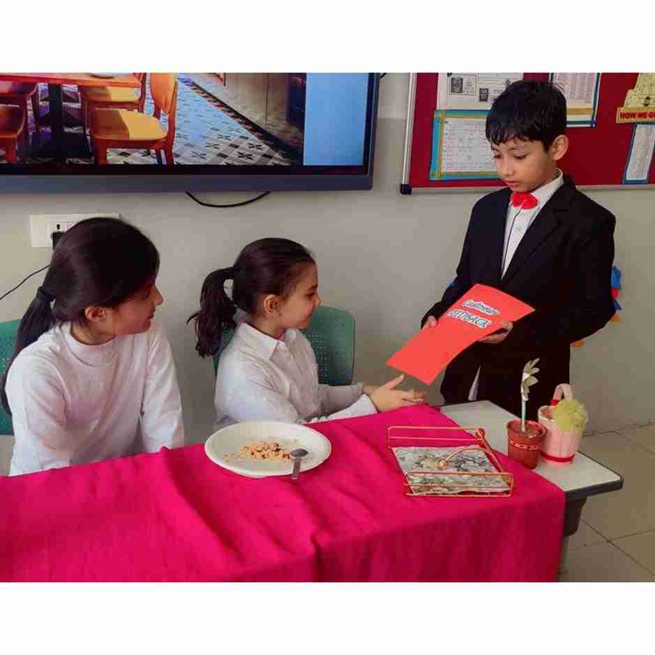 EFK Customer Feedback Activity Through a Lively Restaurant Role Play